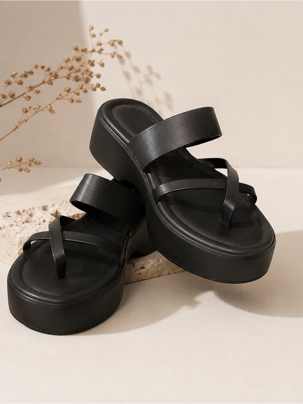 Torrid Women’s Black Platform Slide Sandals 8.5W Wide Width Strappy Comfort